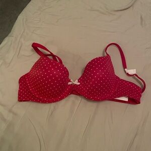 Body by Victoria’s Secret push-up bra